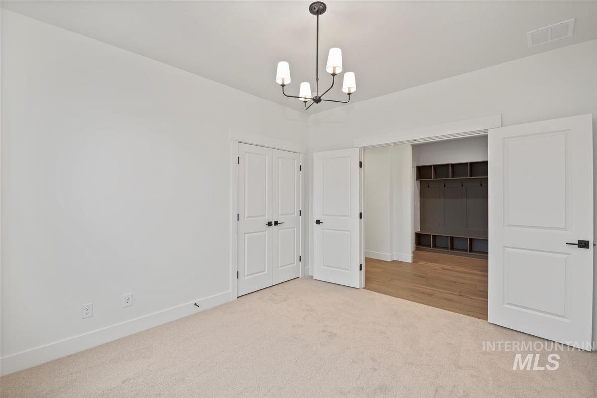 6602 N Good Dr., Eagle, Idaho 83629, 3 Bedrooms, 2 Bathrooms, Residential For Sale, Price $649,880,MLS 98975633