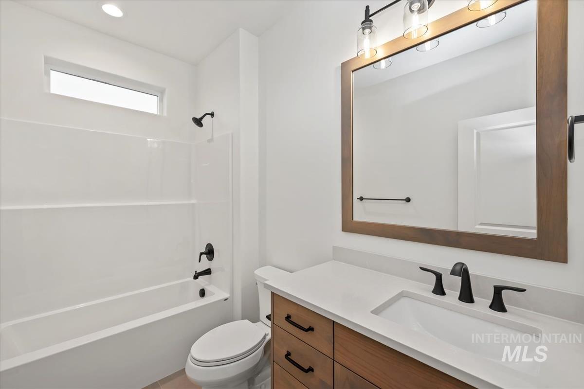 6602 N Good Dr., Eagle, Idaho 83629, 3 Bedrooms, 2 Bathrooms, Residential For Sale, Price $649,880,MLS 98975633