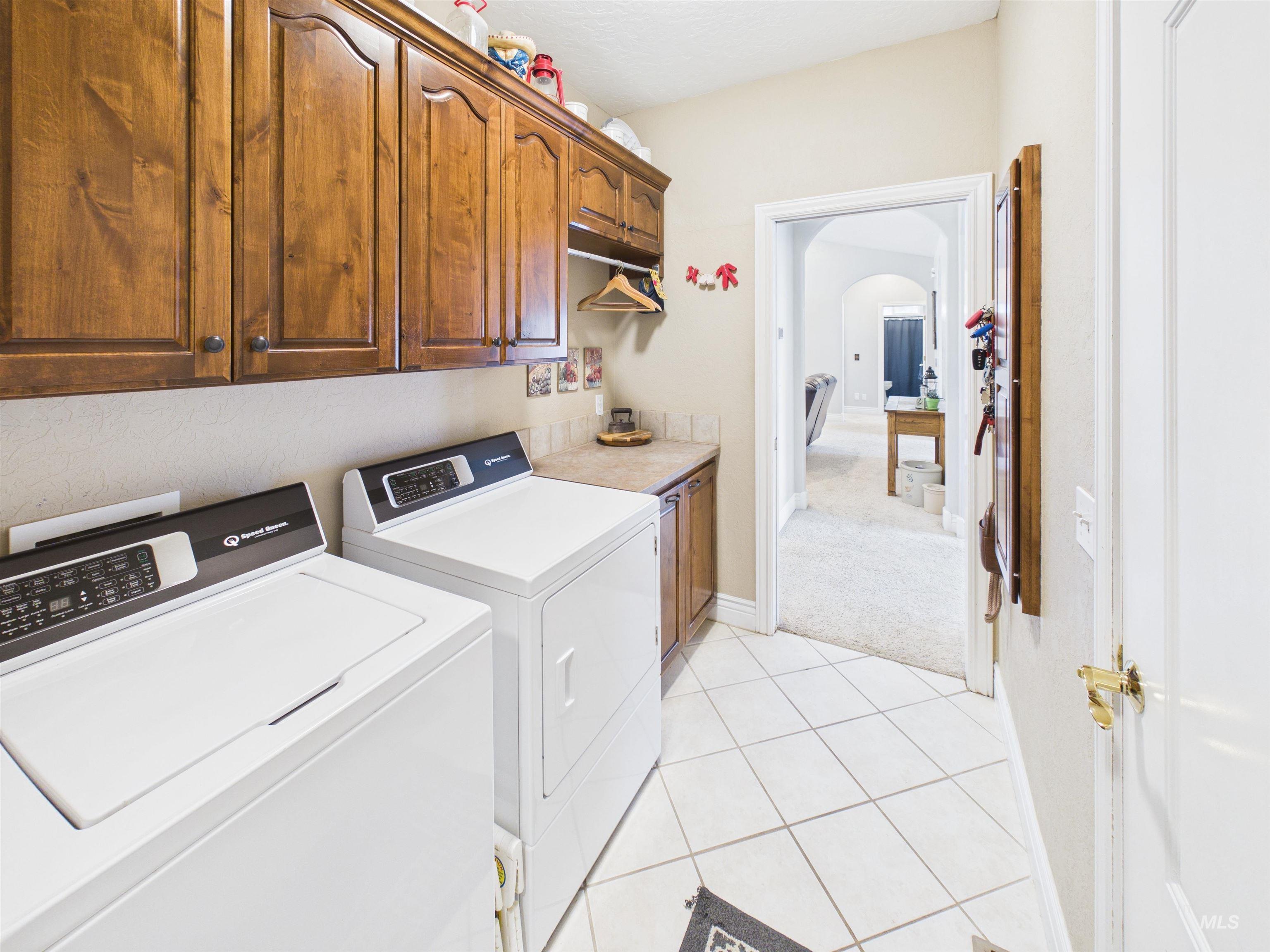 3449 Hiland Ave, Burley, Idaho 83318, 4 Bedrooms, 3 Bathrooms, Residential For Sale, Price $730,000,MLS 98975636