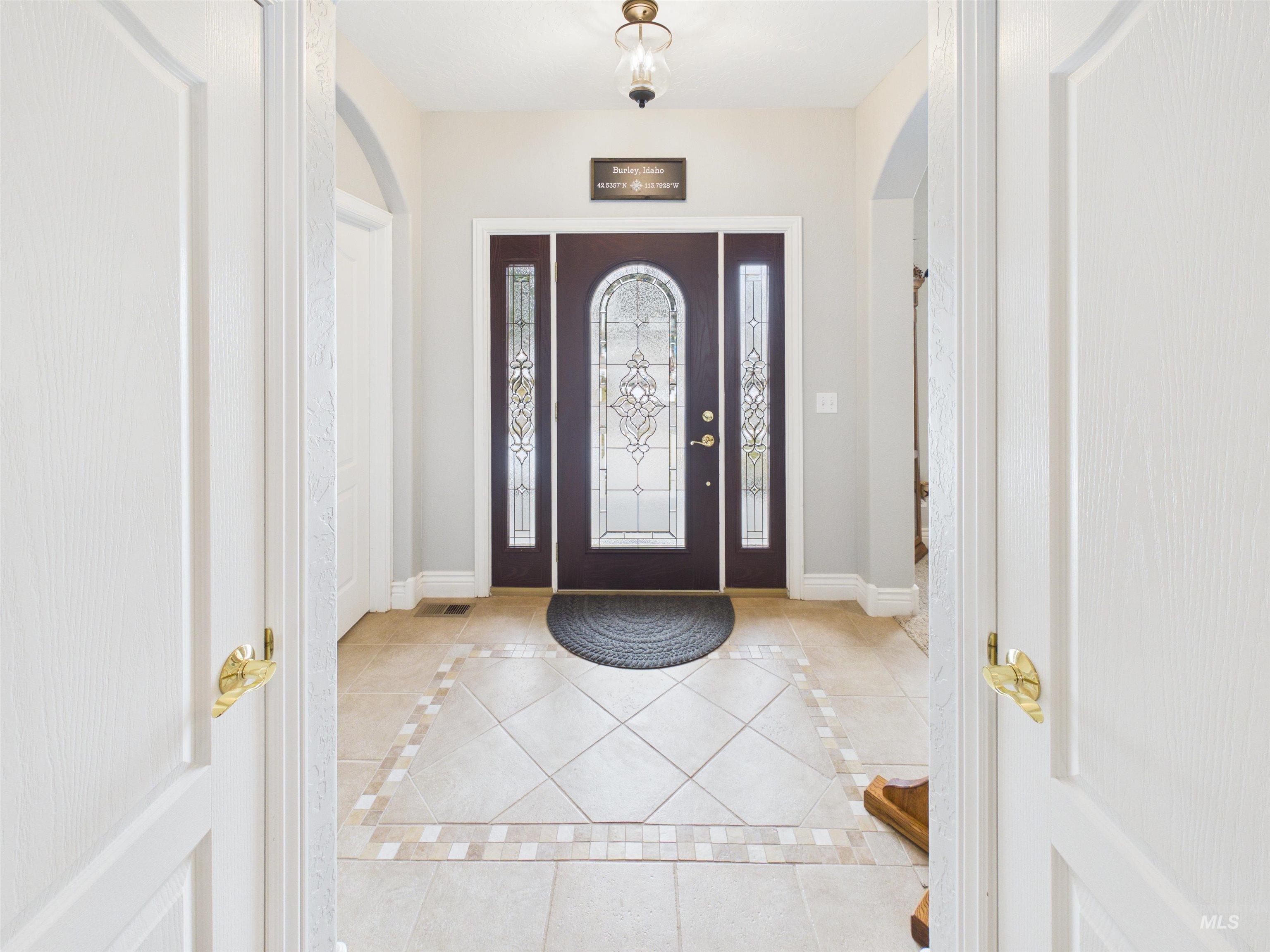 3449 Hiland Ave, Burley, Idaho 83318, 4 Bedrooms, 3 Bathrooms, Residential For Sale, Price $730,000,MLS 98975636