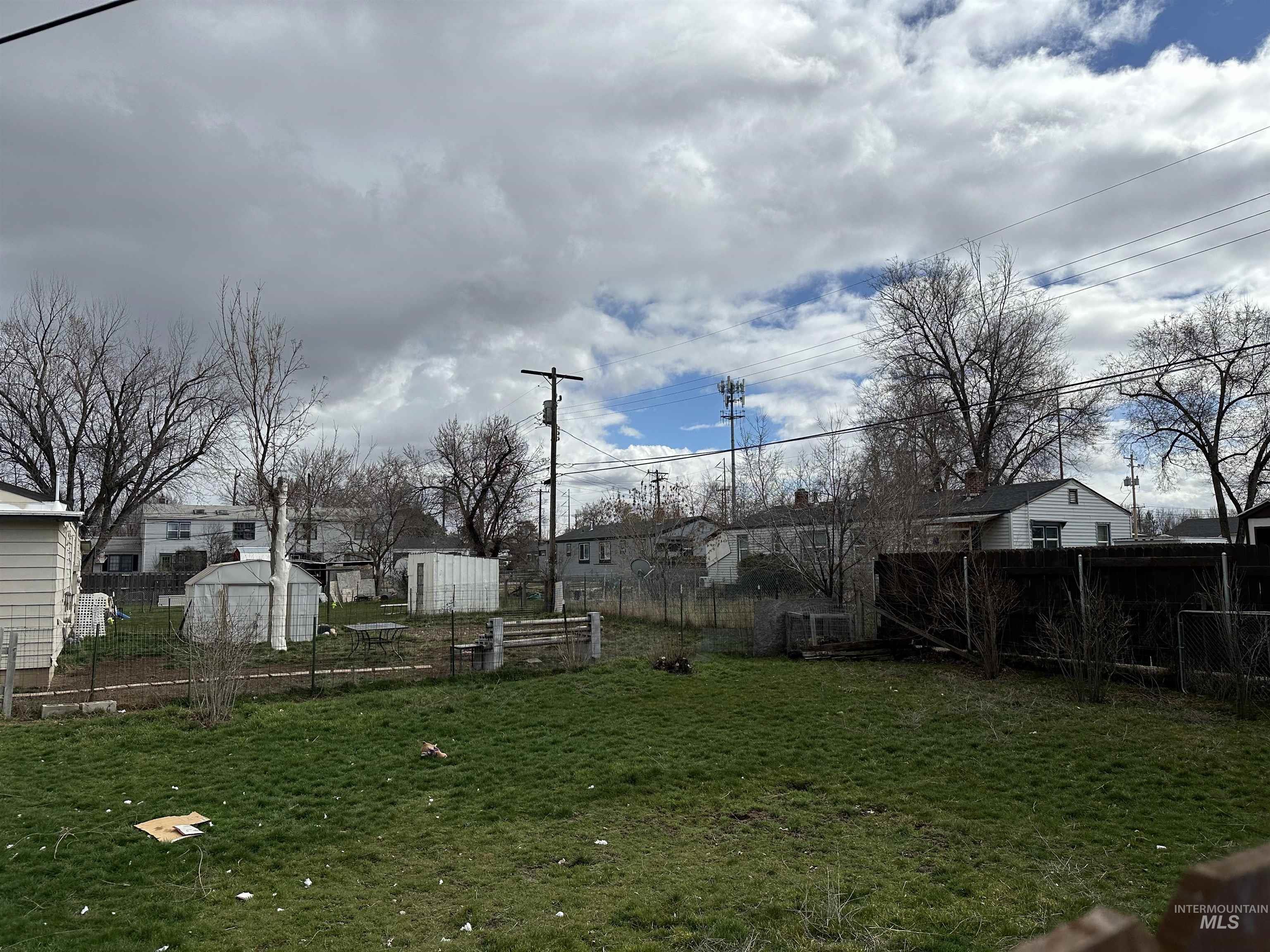 3885 W Pershing, Boise, Idaho 83705, 2 Bedrooms, 1 Bathroom, Rental For Rent, Price $1,385, 98975637