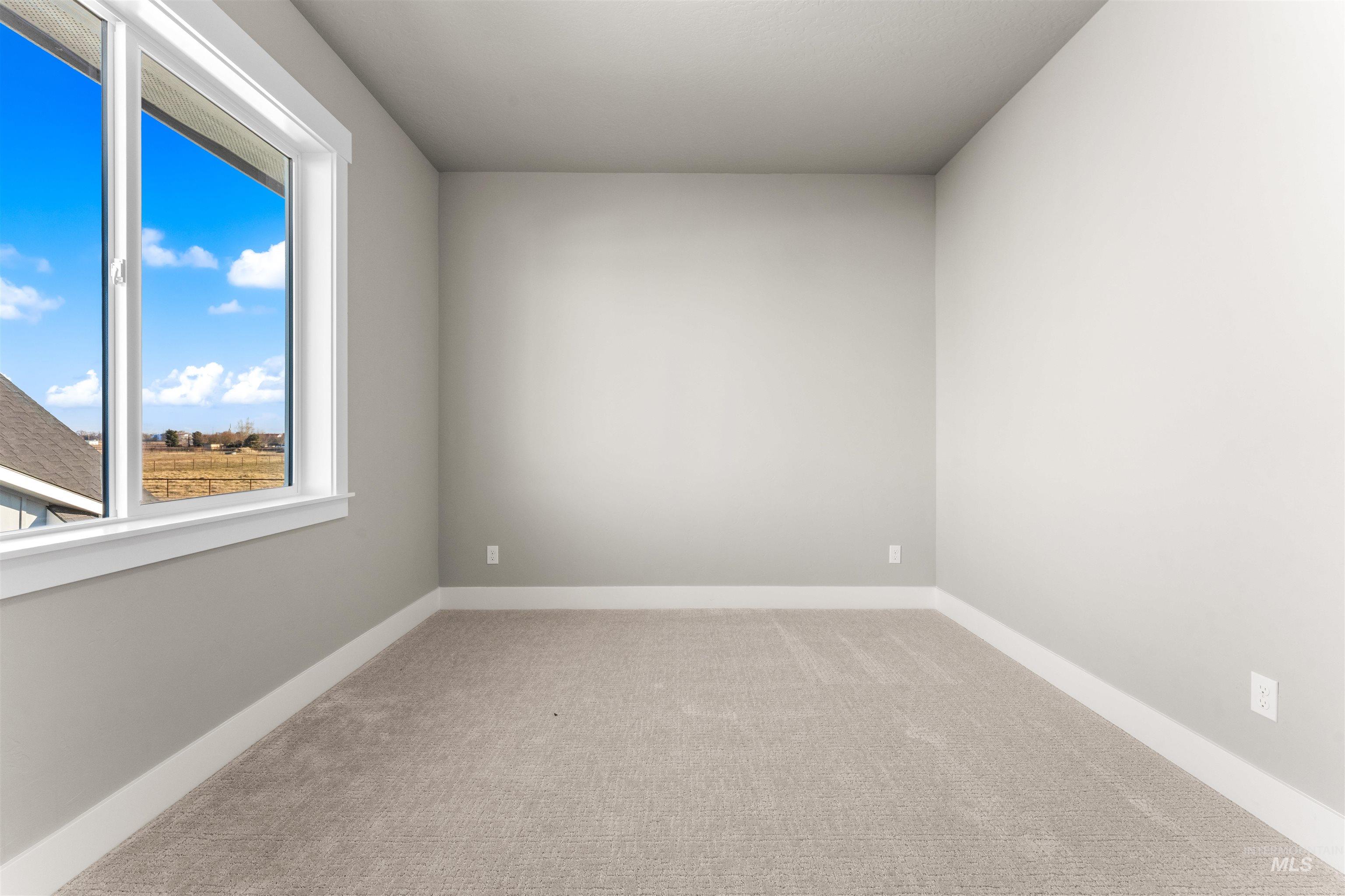 8081 Tandy Cove St, Middleton, Idaho 83644, 6 Bedrooms, 3 Bathrooms, Residential For Sale, Price $699,900,MLS 98975639