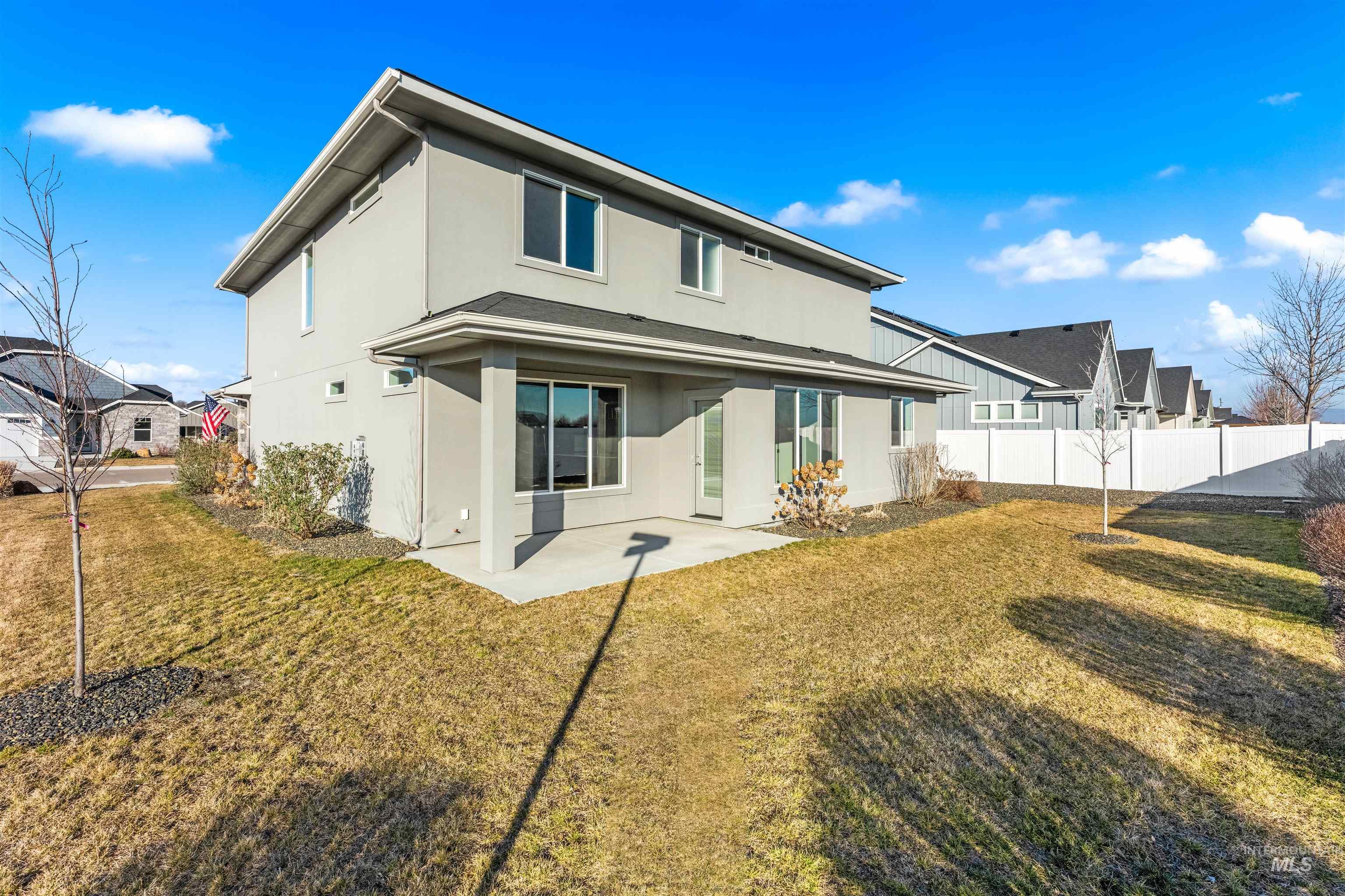 8081 Tandy Cove St, Middleton, Idaho 83644, 6 Bedrooms, 3 Bathrooms, Residential For Sale, Price $699,900,MLS 98975639