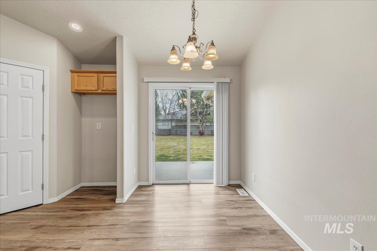 125 E Cassidy Dr, Meridian, Idaho 83646, 4 Bedrooms, 2 Bathrooms, Residential For Sale, Price $427,900,MLS 98975640