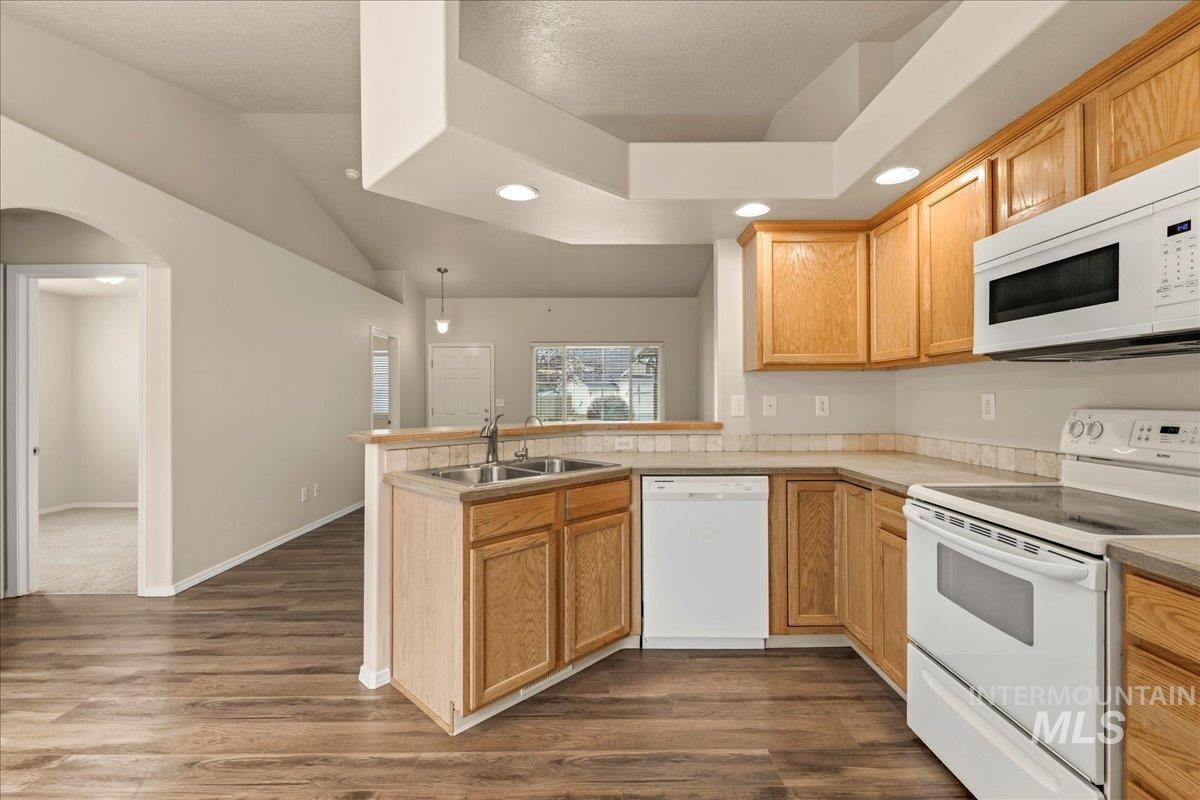 125 E Cassidy Dr, Meridian, Idaho 83646, 4 Bedrooms, 2 Bathrooms, Residential For Sale, Price $427,900,MLS 98975640