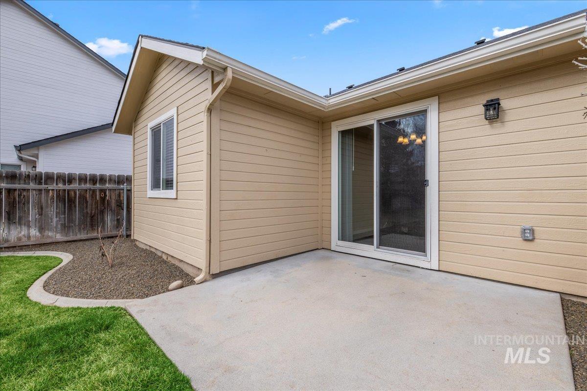 125 E Cassidy Dr, Meridian, Idaho 83646, 4 Bedrooms, 2 Bathrooms, Residential For Sale, Price $427,900,MLS 98975640