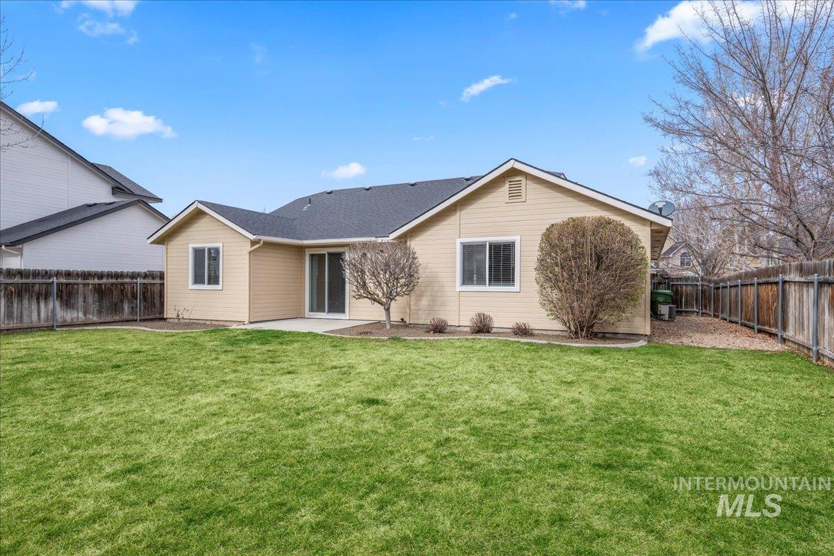 125 E Cassidy Dr, Meridian, Idaho 83646, 4 Bedrooms, 2 Bathrooms, Residential For Sale, Price $427,900,MLS 98975640