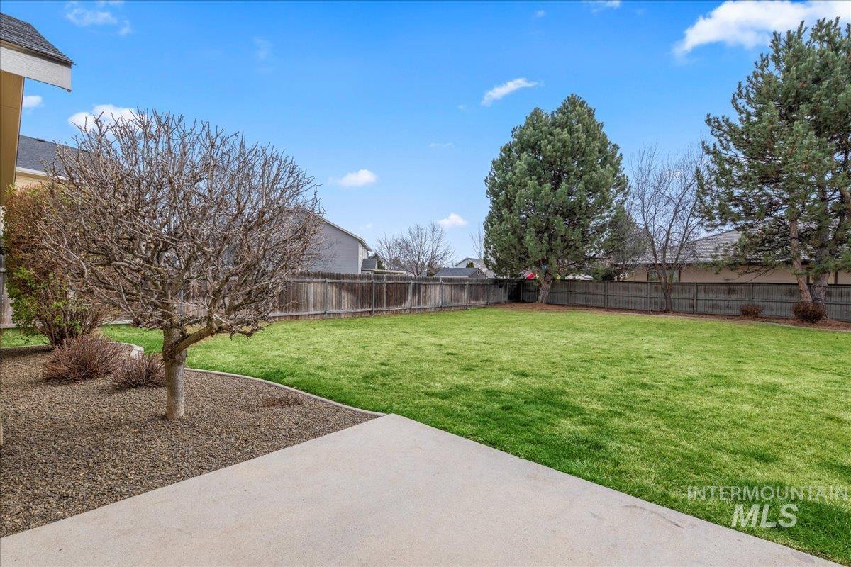 125 E Cassidy Dr, Meridian, Idaho 83646, 4 Bedrooms, 2 Bathrooms, Residential For Sale, Price $427,900,MLS 98975640