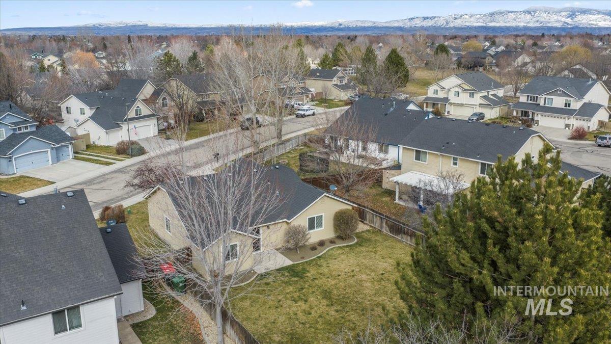 125 E Cassidy Dr, Meridian, Idaho 83646, 4 Bedrooms, 2 Bathrooms, Residential For Sale, Price $427,900,MLS 98975640