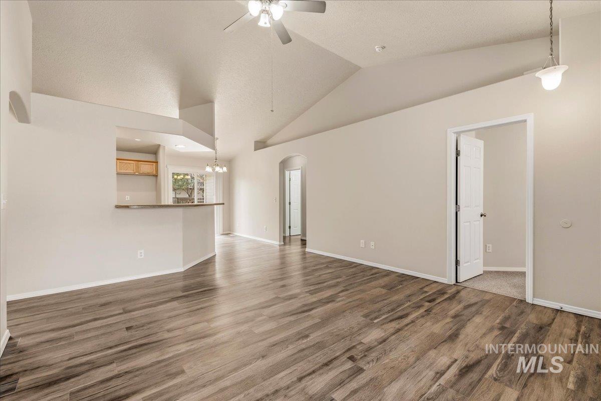 125 E Cassidy Dr, Meridian, Idaho 83646, 4 Bedrooms, 2 Bathrooms, Residential For Sale, Price $427,900,MLS 98975640