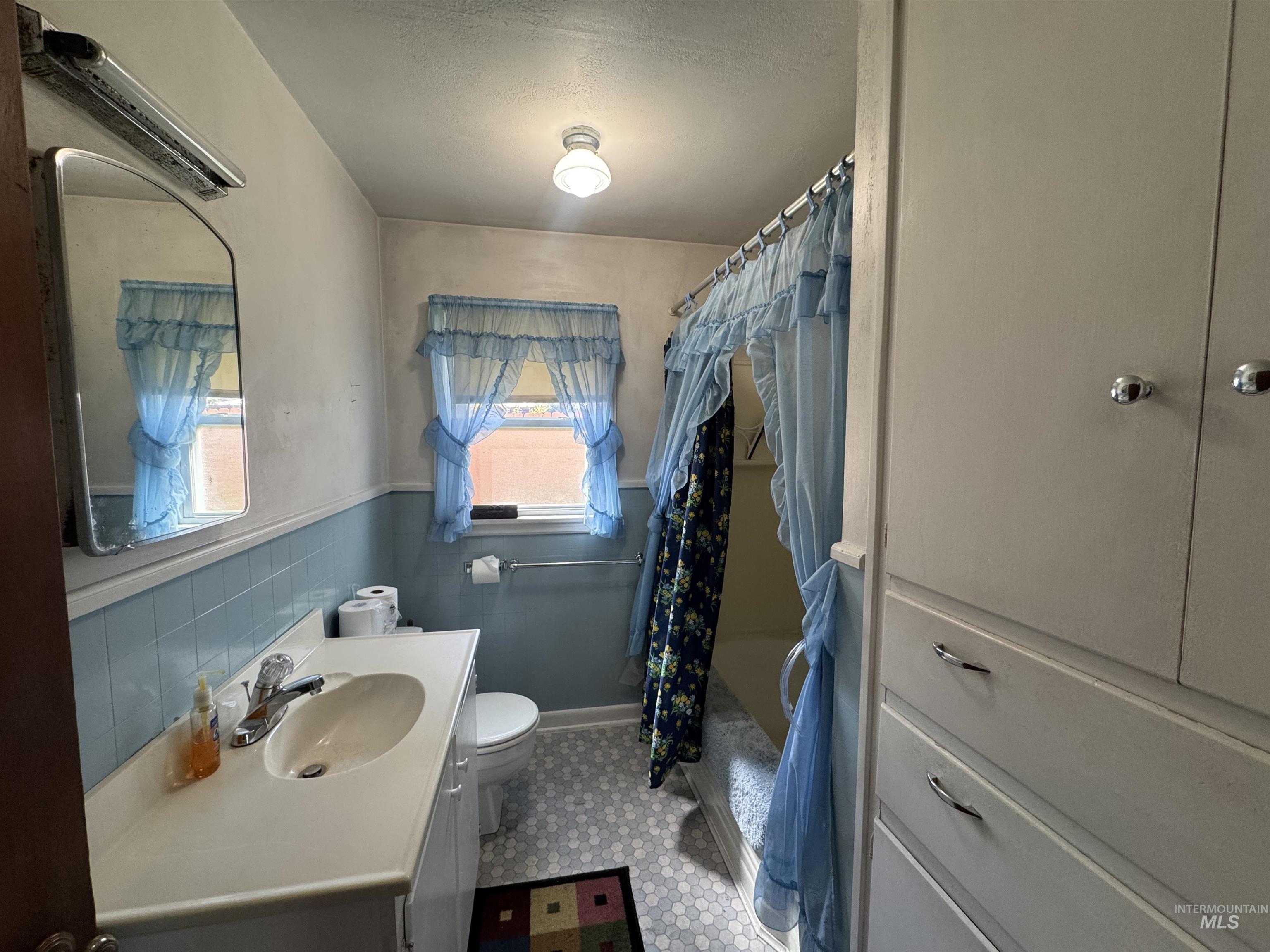 1109 3rd Street, Kamiah, Idaho 83536, 2 Bedrooms, 1.5 Bathrooms, Residential For Sale, Price $295,000,MLS 98975645