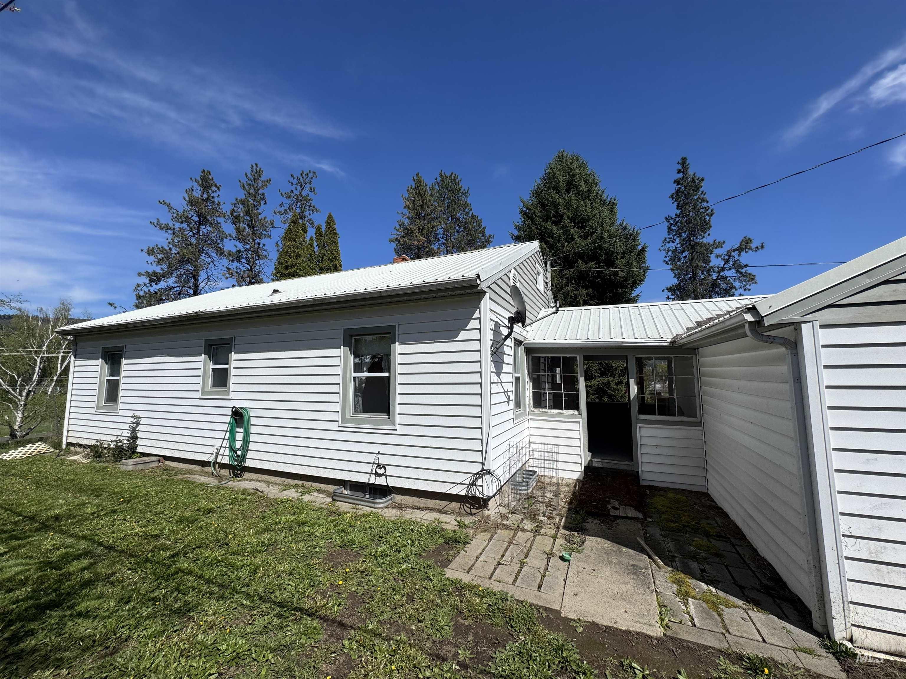 1109 3rd Street, Kamiah, Idaho 83536, 2 Bedrooms, 1.5 Bathrooms, Residential For Sale, Price $295,000,MLS 98975645