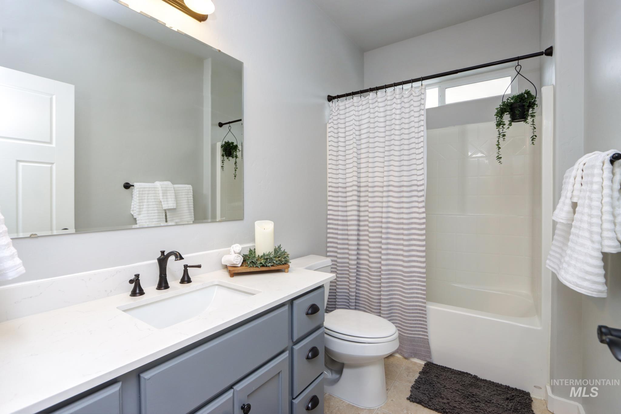 18233 N Highfield Way, Boise, Idaho 83714, 3 Bedrooms, 2 Bathrooms, Residential For Sale, Price $525,000,MLS 98975646