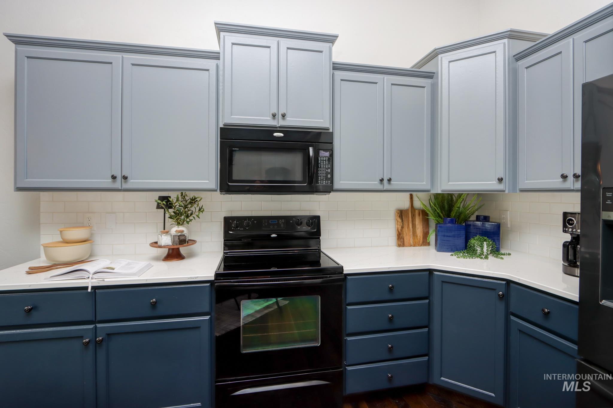 18233 N Highfield Way, Boise, Idaho 83714, 3 Bedrooms, 2 Bathrooms, Residential For Sale, Price $525,000,MLS 98975646