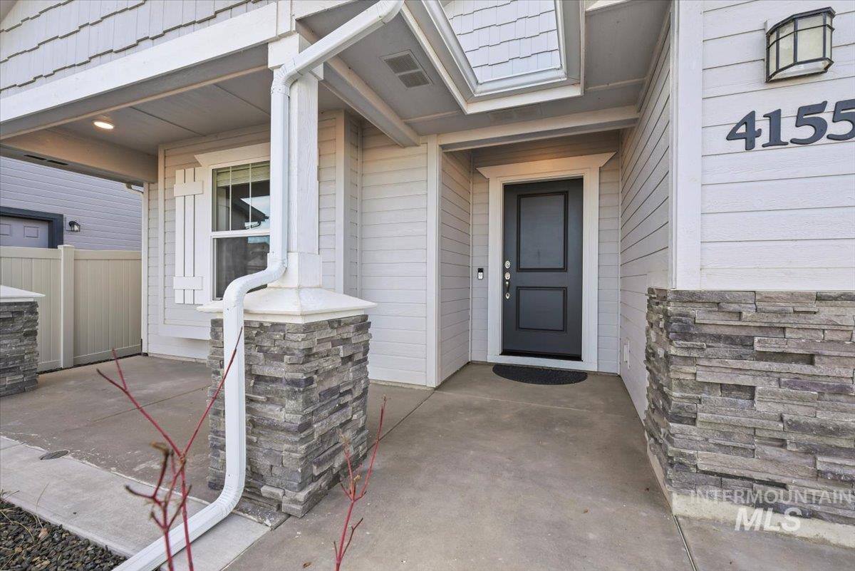 4155 E Eagle Ridge Dr, Nampa, Idaho 83686, 3 Bedrooms, 2 Bathrooms, Residential For Sale, Price $399,000,MLS 98975656