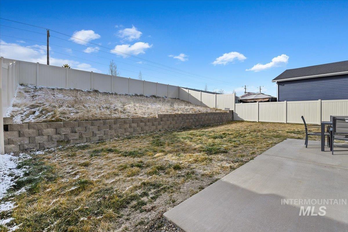 4155 E Eagle Ridge Dr, Nampa, Idaho 83686, 3 Bedrooms, 2 Bathrooms, Residential For Sale, Price $399,000,MLS 98975656