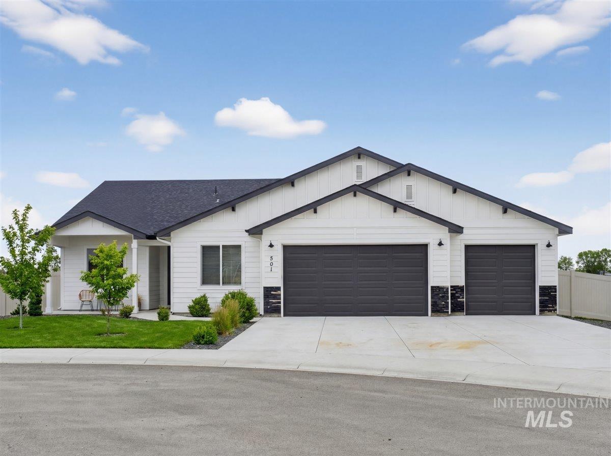 501 Grand Harvest Ave, New Plymouth, Idaho 83655, 4 Bedrooms, 2 Bathrooms, Residential For Sale, Price $449,000,MLS 98975658