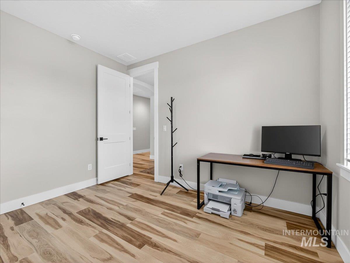 501 Grand Harvest Ave, New Plymouth, Idaho 83655, 4 Bedrooms, 2 Bathrooms, Residential For Sale, Price $449,000,MLS 98975658