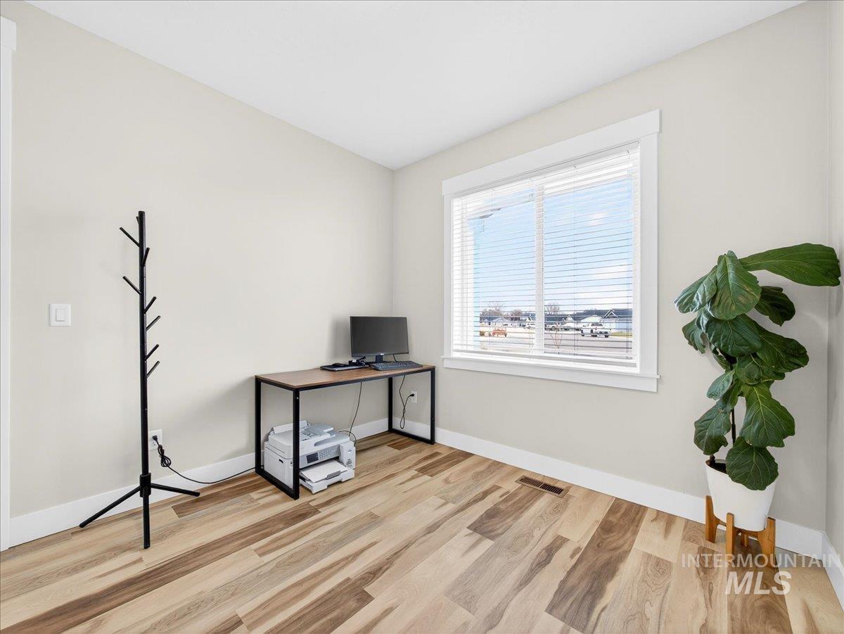 501 Grand Harvest Ave, New Plymouth, Idaho 83655, 4 Bedrooms, 2 Bathrooms, Residential For Sale, Price $449,000,MLS 98975658