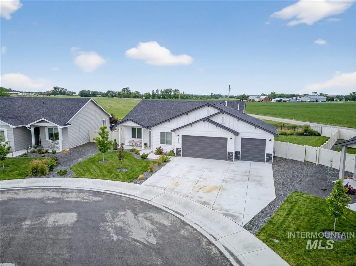 501 Grand Harvest Ave, New Plymouth, Idaho 83655, 4 Bedrooms, 2 Bathrooms, Residential For Sale, Price $449,000,MLS 98975658