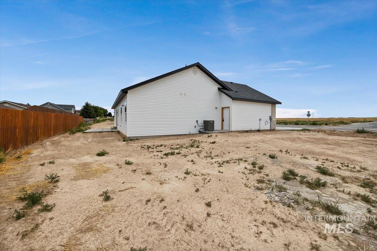 375 Locust Street, Hazelton, Idaho 83335, 3 Bedrooms, 2 Bathrooms, Residential For Sale, Price $365,000, 98975660