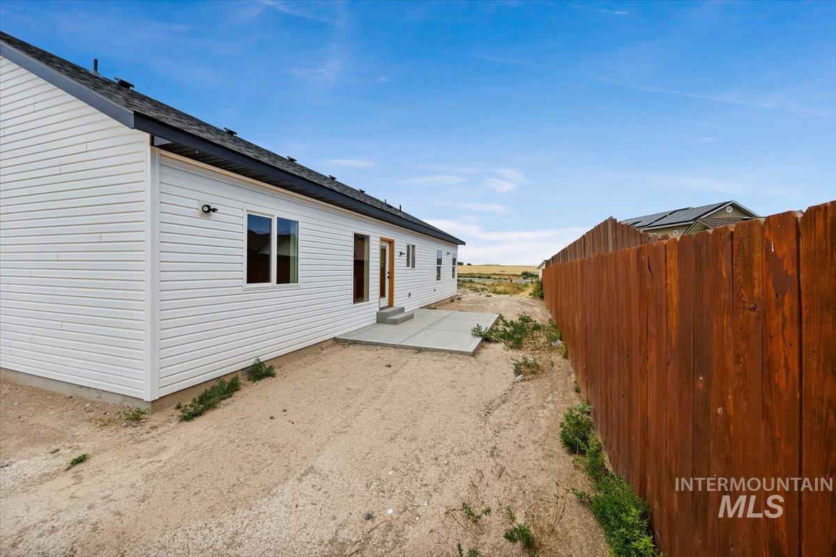 375 Locust Street, Hazelton, Idaho 83335, 3 Bedrooms, 2 Bathrooms, Residential For Sale, Price $365,000, 98975660
