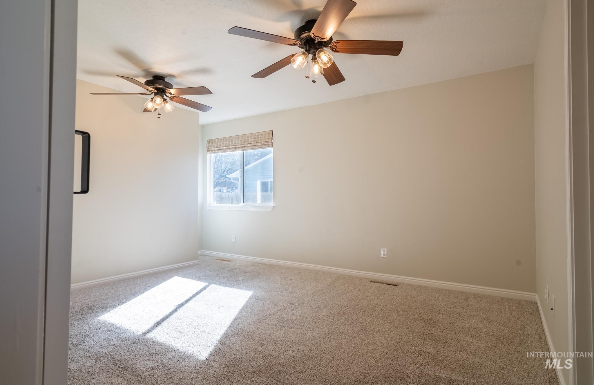 6 S Canyon Drive, Middleton, Idaho 83644, 3 Bedrooms, 3 Bathrooms, Residential For Sale, Price $410,000,MLS 98975666