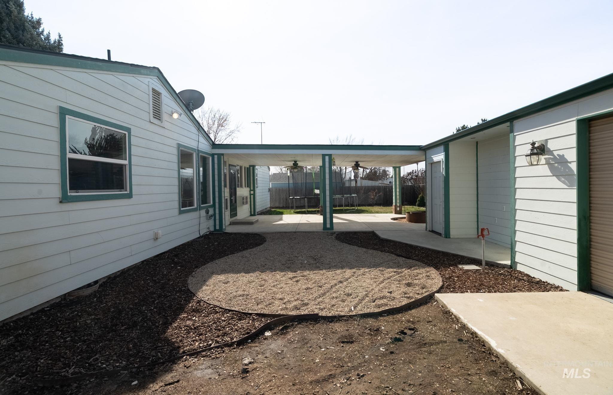 6 S Canyon Drive, Middleton, Idaho 83644, 3 Bedrooms, 3 Bathrooms, Residential For Sale, Price $410,000,MLS 98975666