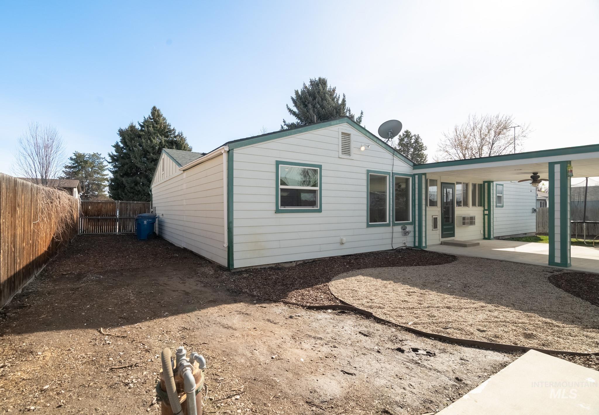 6 S Canyon Drive, Middleton, Idaho 83644, 3 Bedrooms, 3 Bathrooms, Residential For Sale, Price $410,000,MLS 98975666