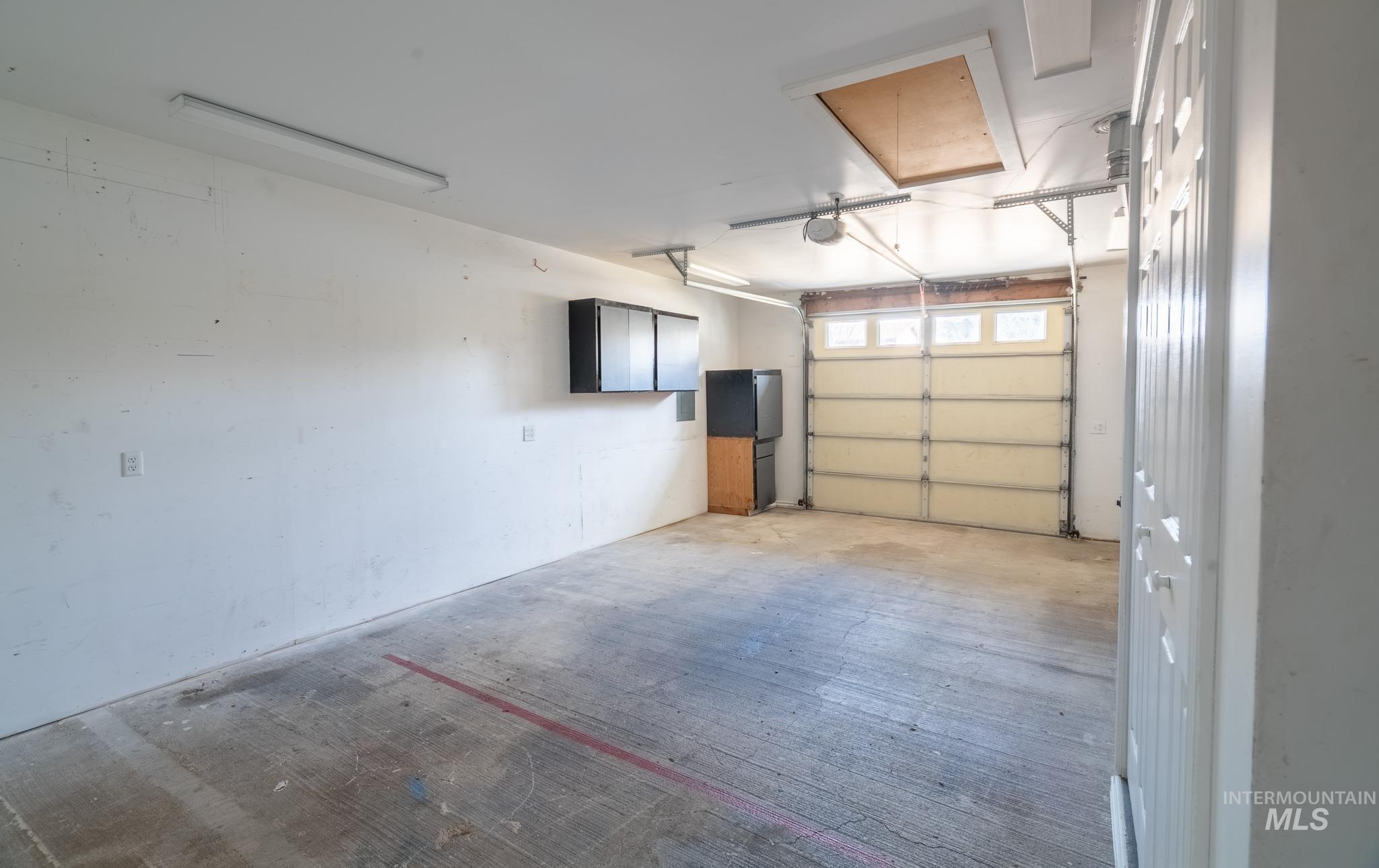 6 S Canyon Drive, Middleton, Idaho 83644, 3 Bedrooms, 3 Bathrooms, Residential For Sale, Price $410,000,MLS 98975666