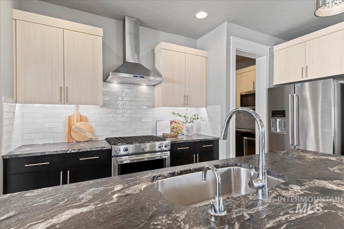 8154 W Decathlon Dr, Eagle, Idaho 83616, 3 Bedrooms, 2.5 Bathrooms, Residential For Sale, Price $849,900,MLS 98975667