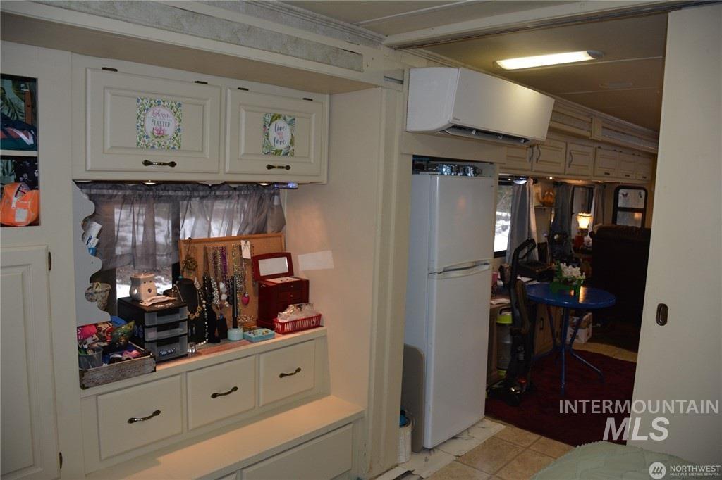 1431 Timber Mountain Loop, Outside City Limits, Washington 98922, 1 Bedroom, 1.5 Bathrooms, Residential For Sale, Price $625,000,MLS 98975668