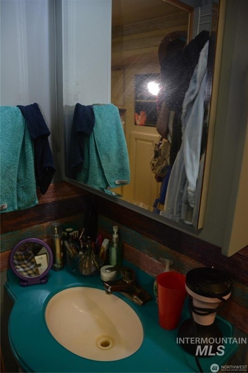 1431 Timber Mountain Loop, Outside City Limits, Washington 98922, 1 Bedroom, 1.5 Bathrooms, Residential For Sale, Price $625,000,MLS 98975668