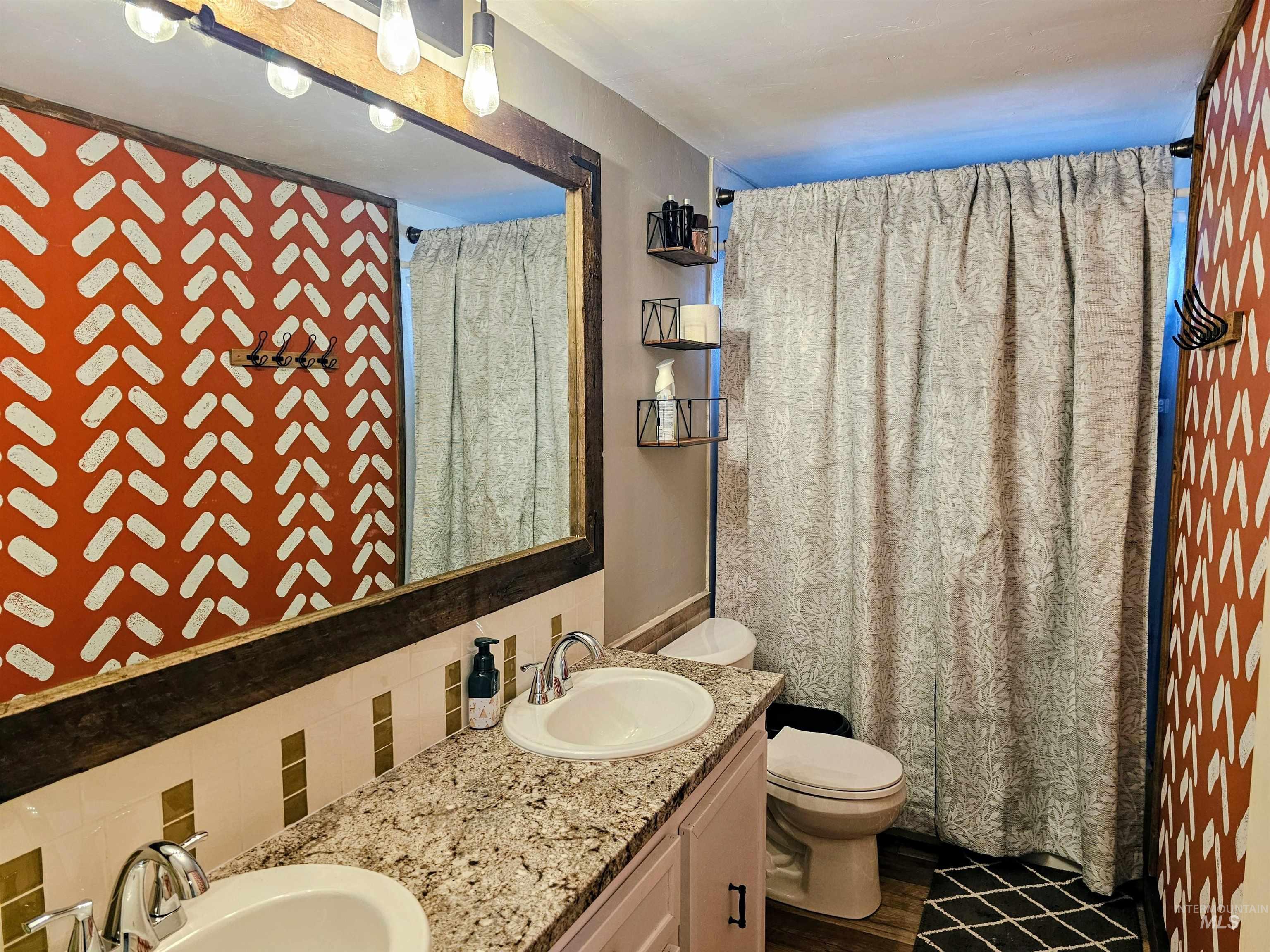 8392 Main St, Letha, Idaho 83636, 2 Bedrooms, 2 Bathrooms, Residential For Sale, Price $299,900,MLS 98975670