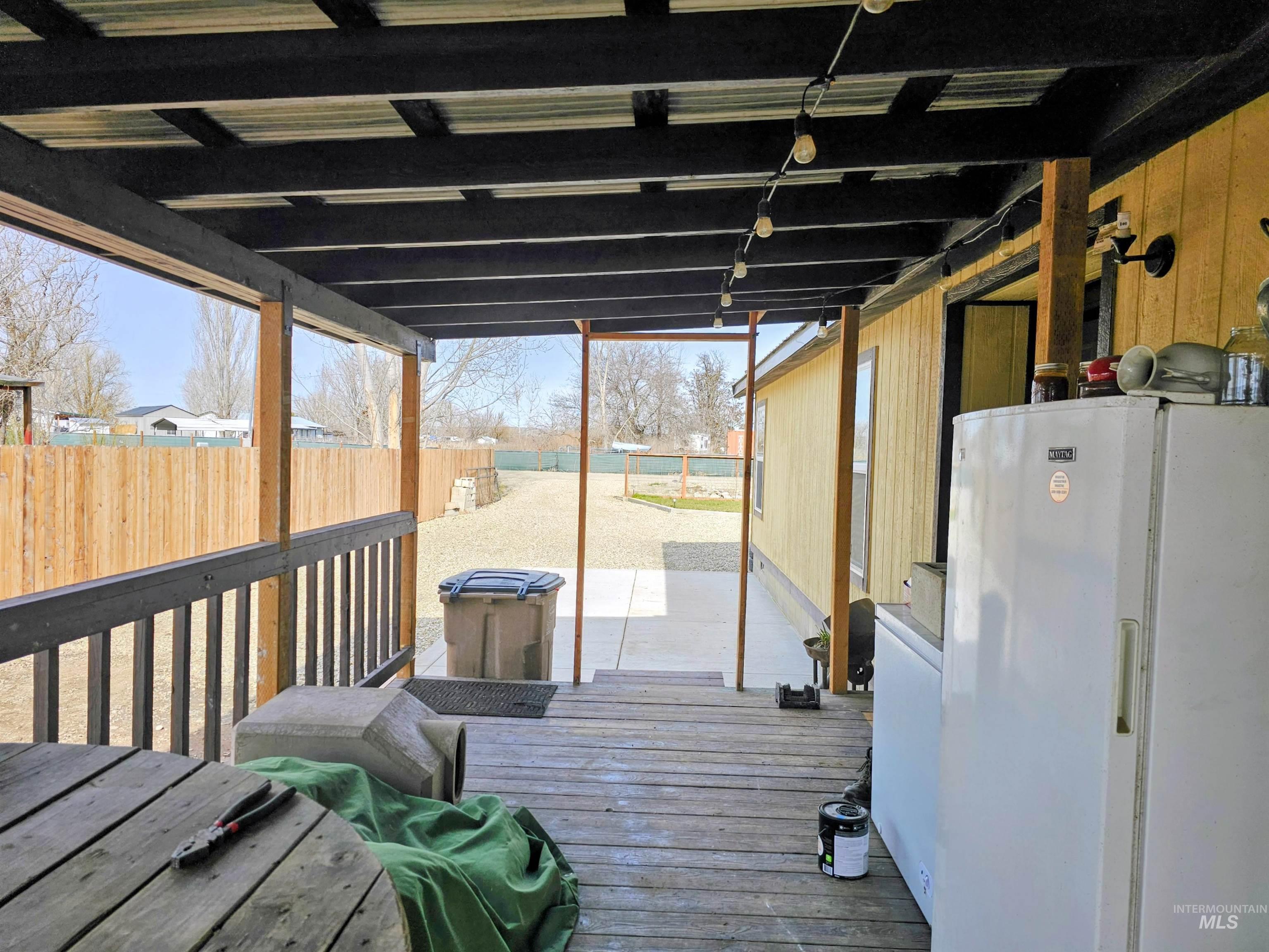 8392 Main St, Letha, Idaho 83636, 2 Bedrooms, 2 Bathrooms, Residential For Sale, Price $299,900,MLS 98975670