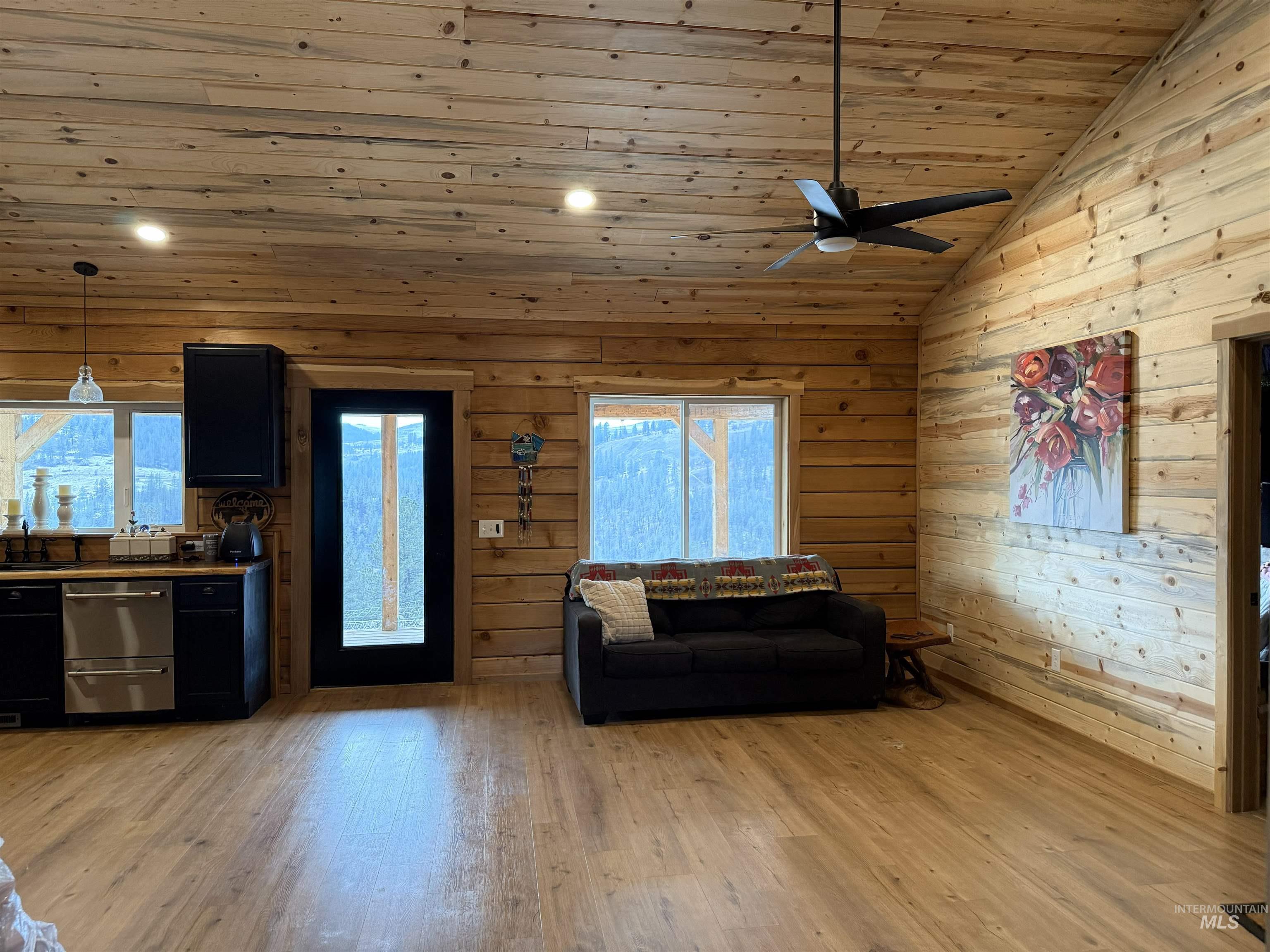 113 Sweetwater Drive, Stites, Idaho 83552, 3 Bedrooms, 2 Bathrooms, Residential For Sale, Price $545,000,MLS 98975672