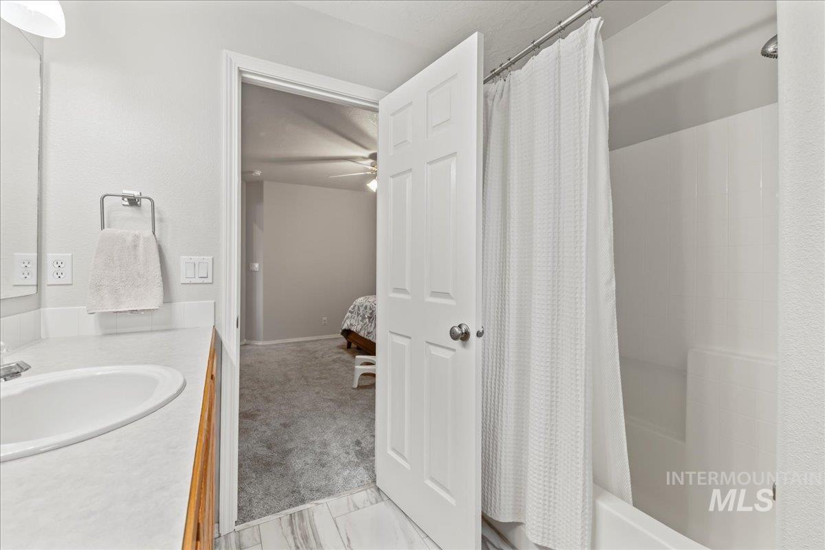 12521 W Dalrymple Ct, Boise, Idaho 83709, 3 Bedrooms, 2 Bathrooms, Residential For Sale, Price $430,000,MLS 98975680