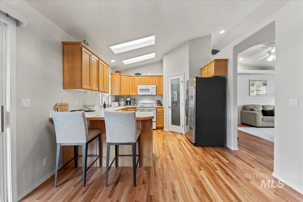 12521 W Dalrymple Ct, Boise, Idaho 83709, 3 Bedrooms, 2 Bathrooms, Residential For Sale, Price $430,000,MLS 98975680