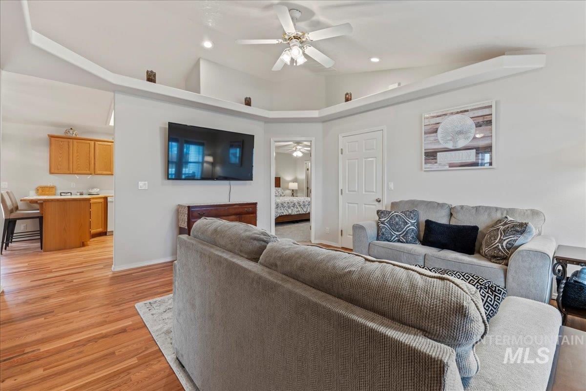 12521 W Dalrymple Ct, Boise, Idaho 83709, 3 Bedrooms, 2 Bathrooms, Residential For Sale, Price $430,000,MLS 98975680