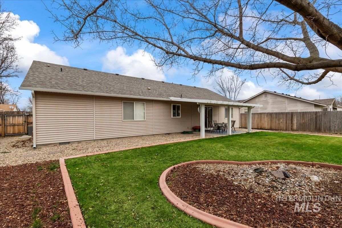 12521 W Dalrymple Ct, Boise, Idaho 83709, 3 Bedrooms, 2 Bathrooms, Residential For Sale, Price $430,000,MLS 98975680