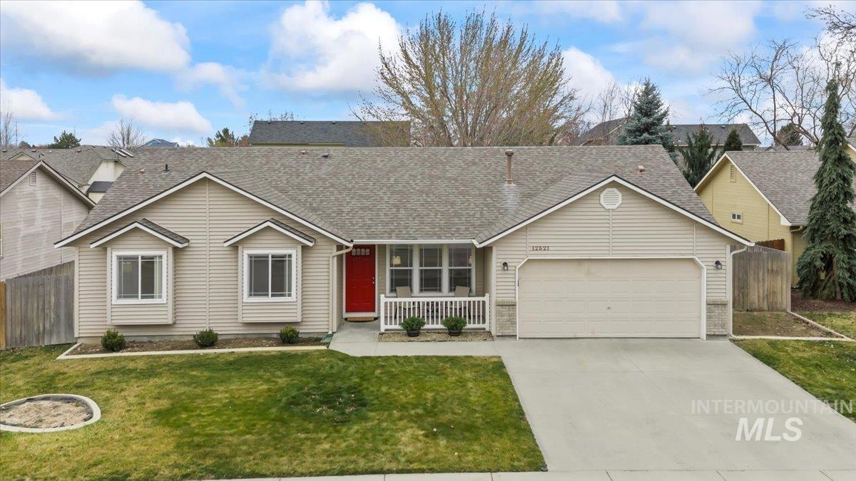 12521 W Dalrymple Ct, Boise, Idaho 83709, 3 Bedrooms, 2 Bathrooms, Residential For Sale, Price $430,000,MLS 98975680