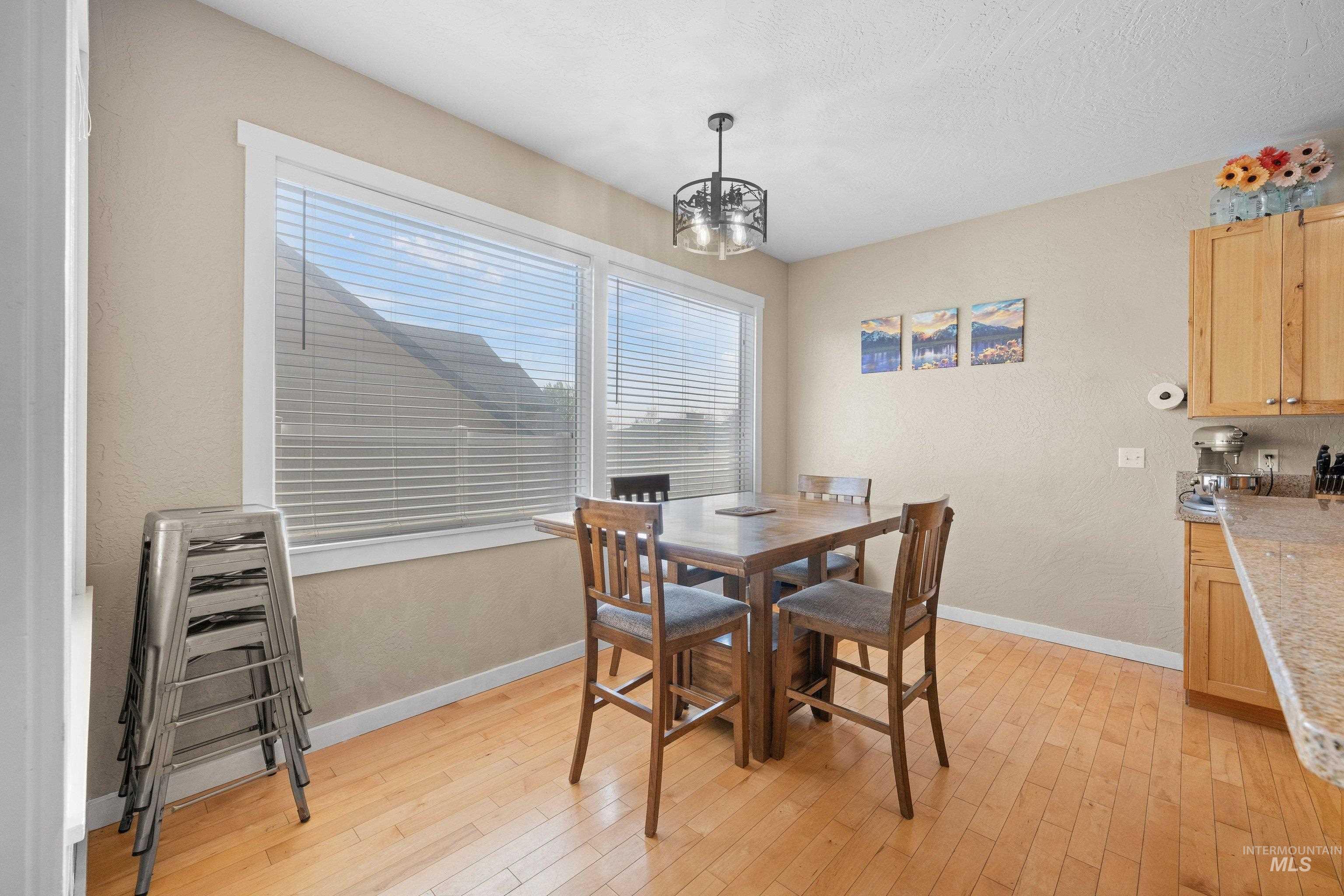 280 E Sunrise Rim Rd, Nampa, Idaho 83686, 4 Bedrooms, 2.5 Bathrooms, Residential For Sale, Price $484,900,MLS 98975681