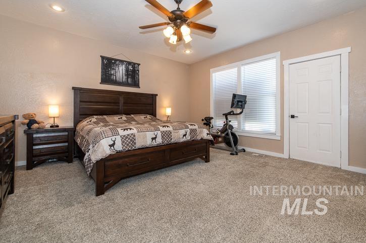 280 E Sunrise Rim Rd, Nampa, Idaho 83686, 4 Bedrooms, 5 Bathrooms, Residential For Sale, Price $484,900,MLS 98975681