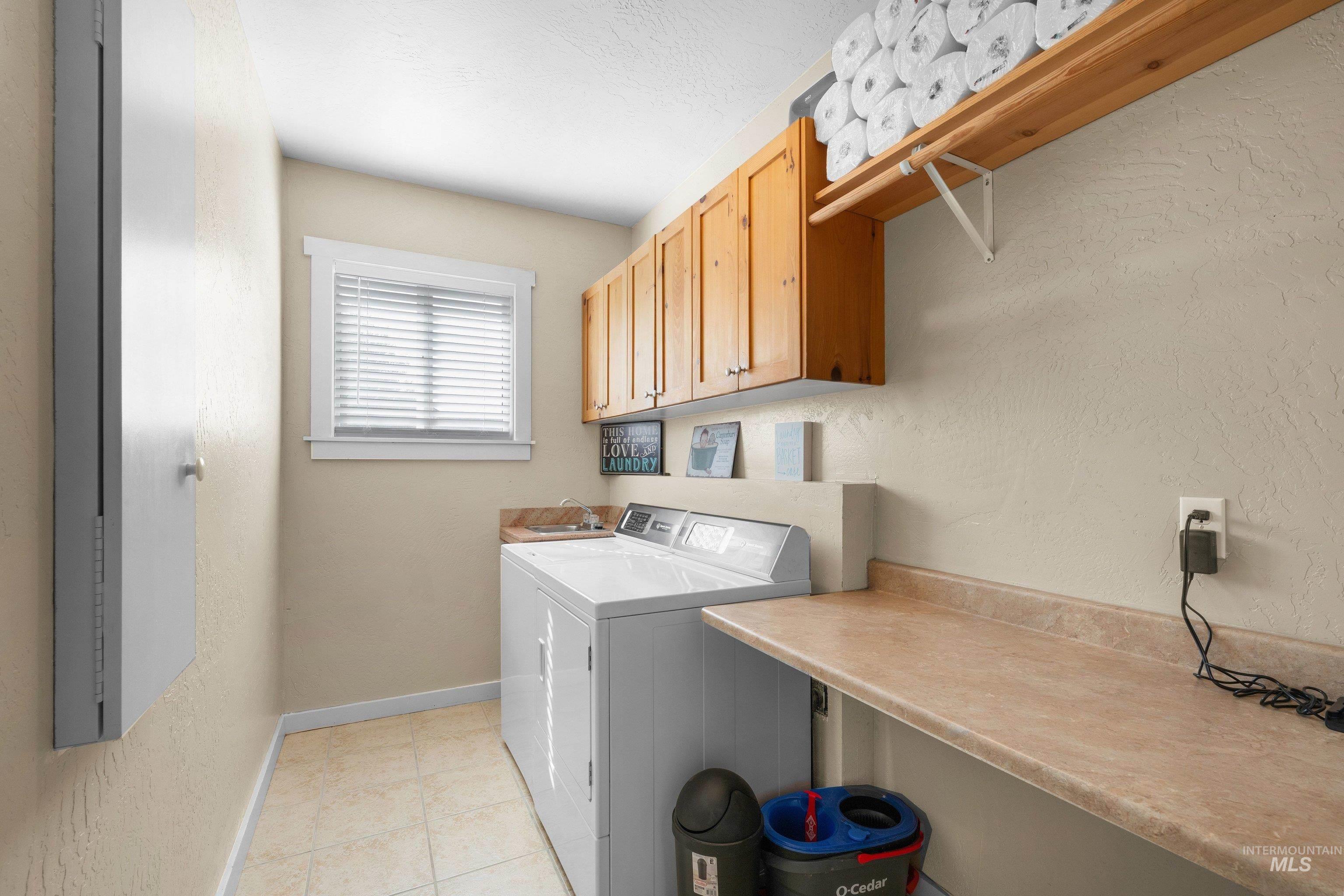 280 E Sunrise Rim Rd, Nampa, Idaho 83686, 4 Bedrooms, 2.5 Bathrooms, Residential For Sale, Price $484,900,MLS 98975681