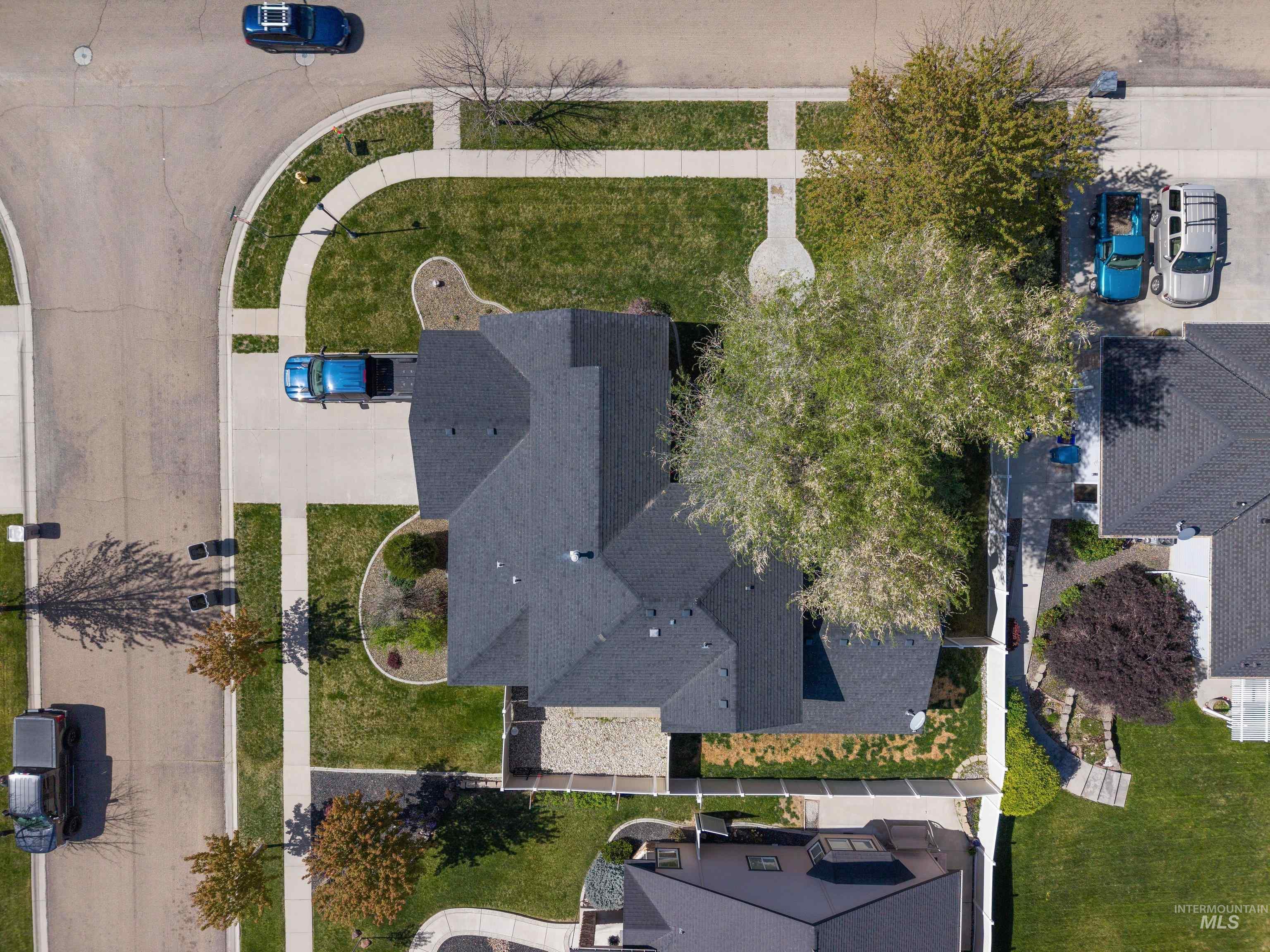 280 E Sunrise Rim Rd, Nampa, Idaho 83686, 4 Bedrooms, 2.5 Bathrooms, Residential For Sale, Price $484,900,MLS 98975681