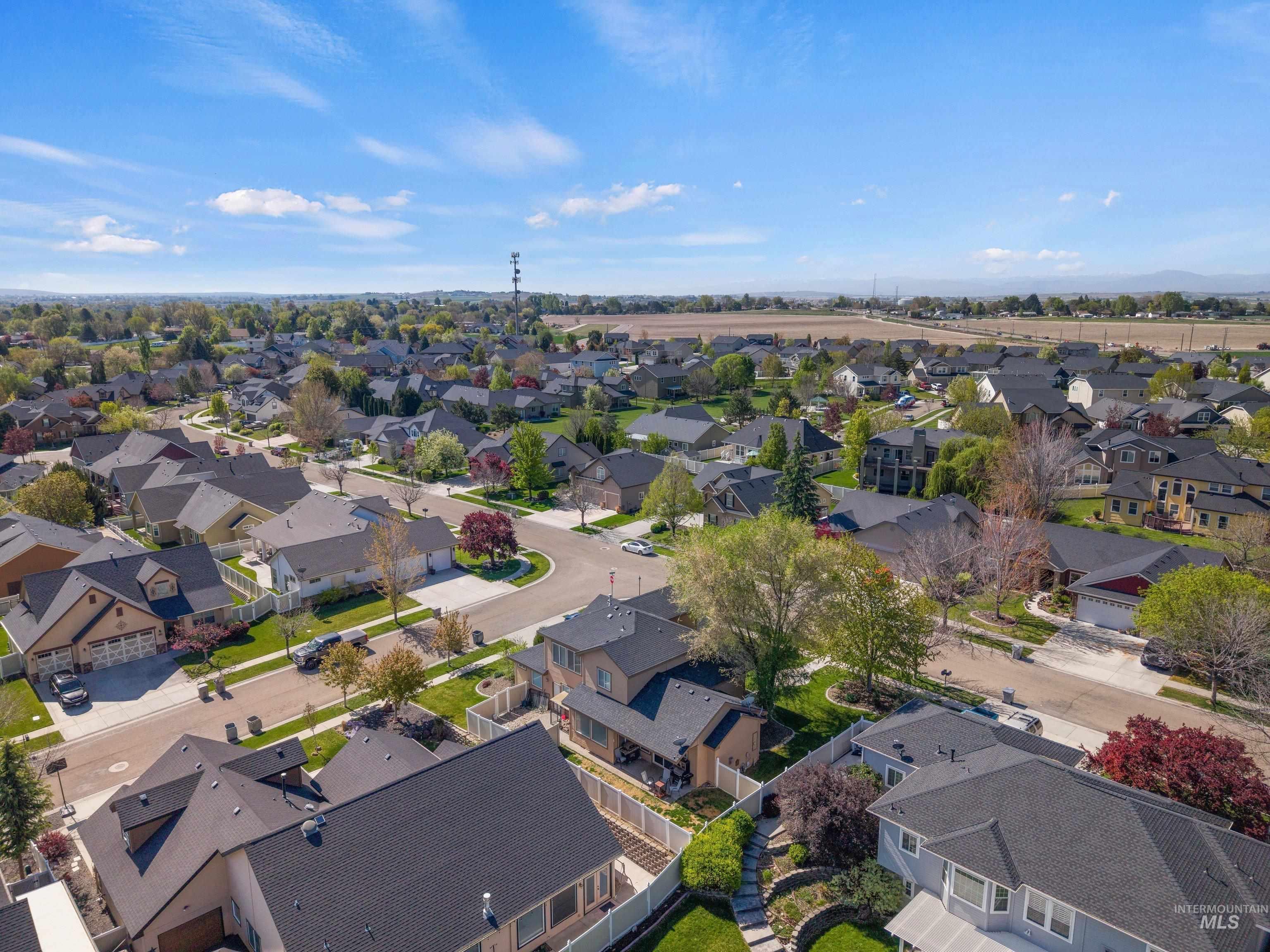 280 E Sunrise Rim Rd, Nampa, Idaho 83686, 4 Bedrooms, 2.5 Bathrooms, Residential For Sale, Price $484,900,MLS 98975681