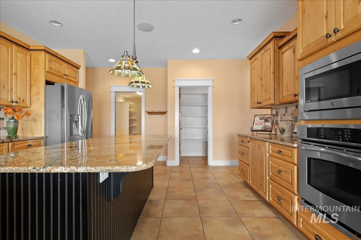 2600 W South Slope Rd, Emmett, Idaho 83617, 4 Bedrooms, 4 Bathrooms, Residential For Sale, Price $1,250,000,MLS 98975682