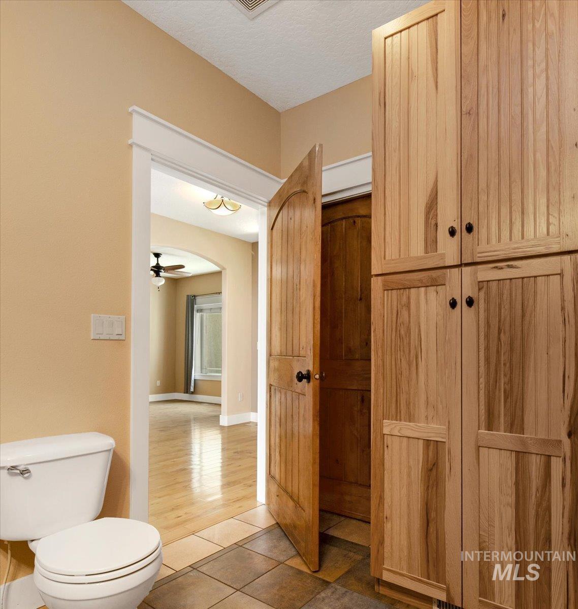 2600 W South Slope Rd, Emmett, Idaho 83617, 4 Bedrooms, 4 Bathrooms, Residential For Sale, Price $1,250,000,MLS 98975682