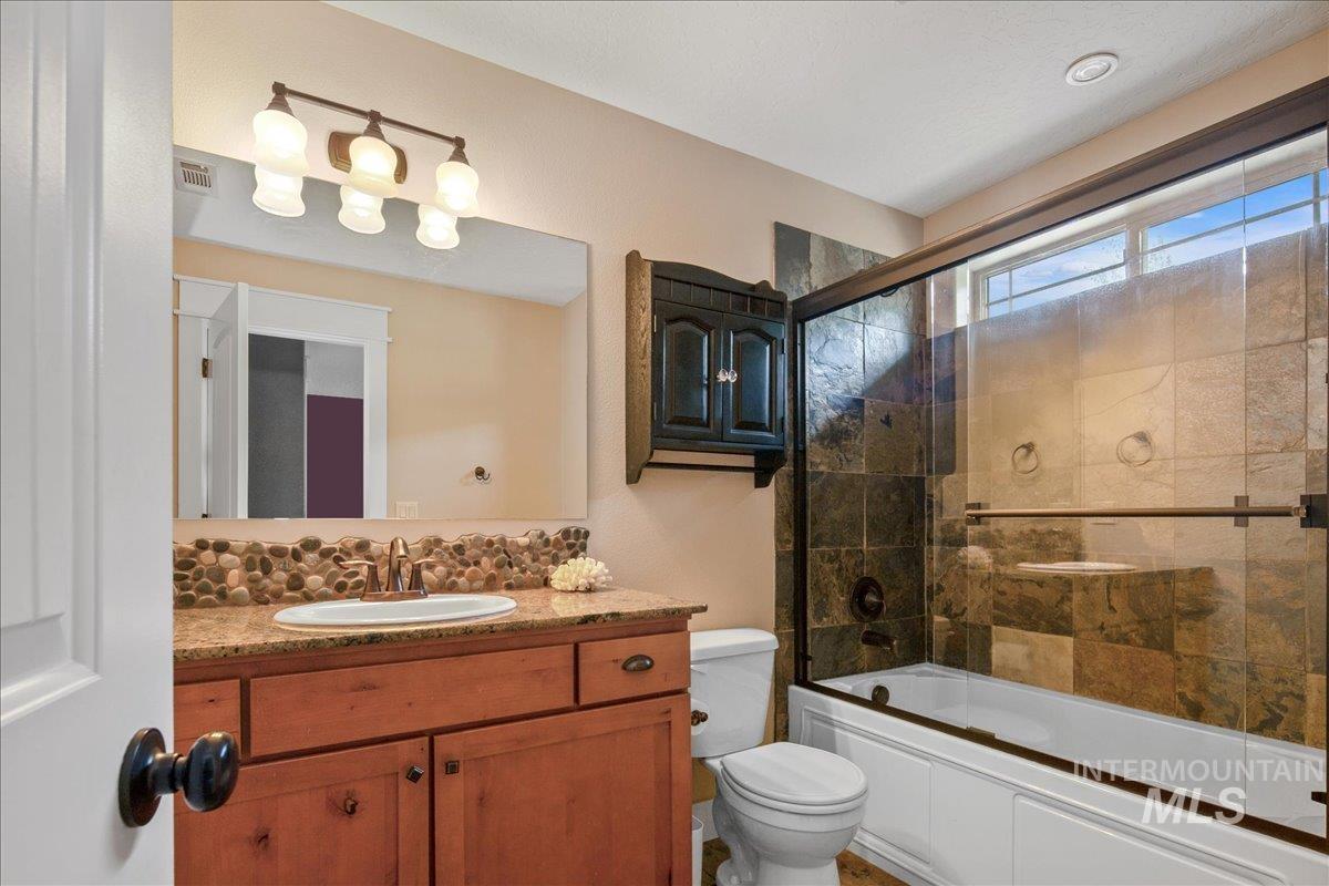 2600 W South Slope Rd, Emmett, Idaho 83617, 4 Bedrooms, 4 Bathrooms, Residential For Sale, Price $1,250,000,MLS 98975682