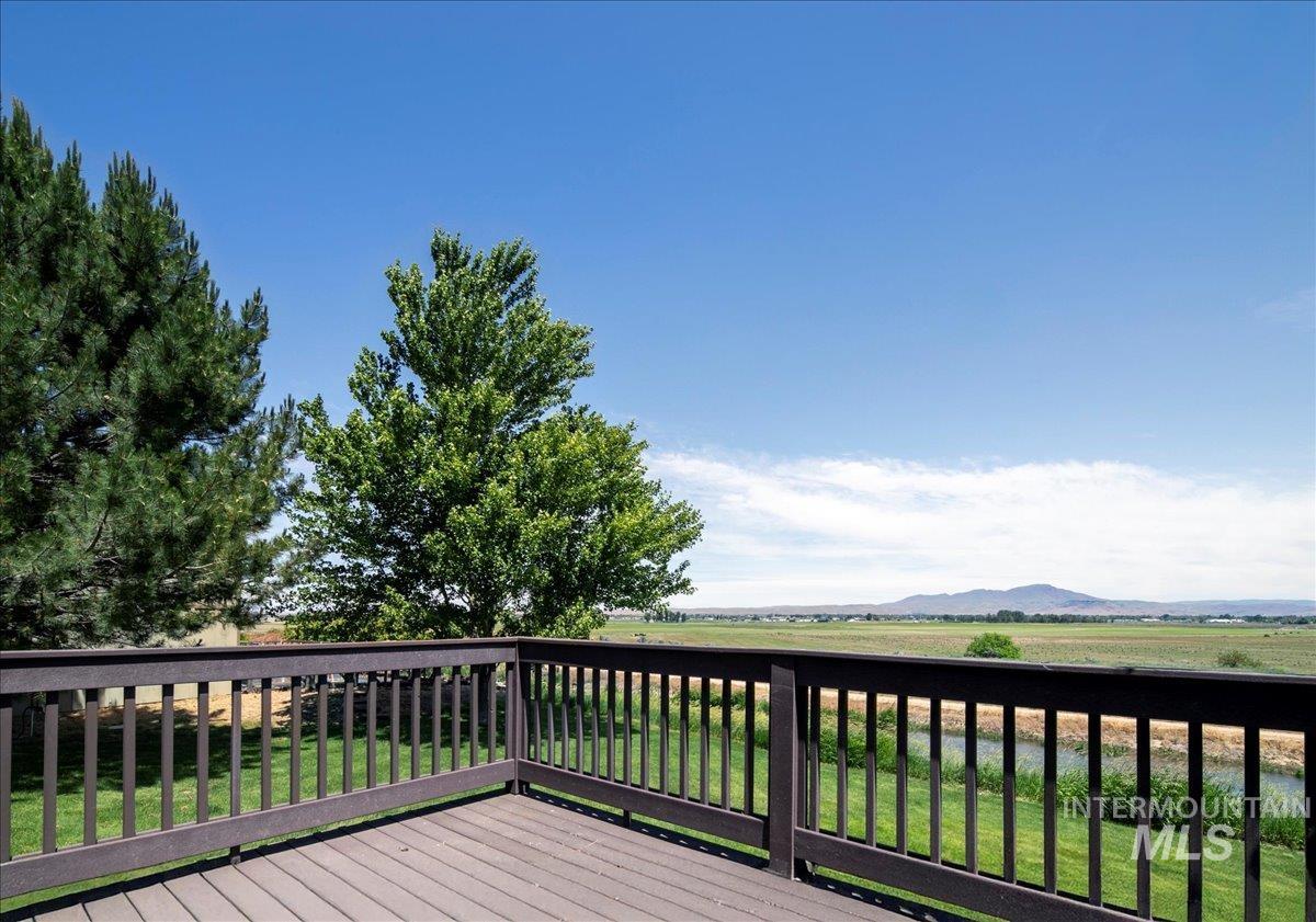2600 W South Slope Rd, Emmett, Idaho 83617, 4 Bedrooms, 4 Bathrooms, Residential For Sale, Price $1,250,000,MLS 98975682